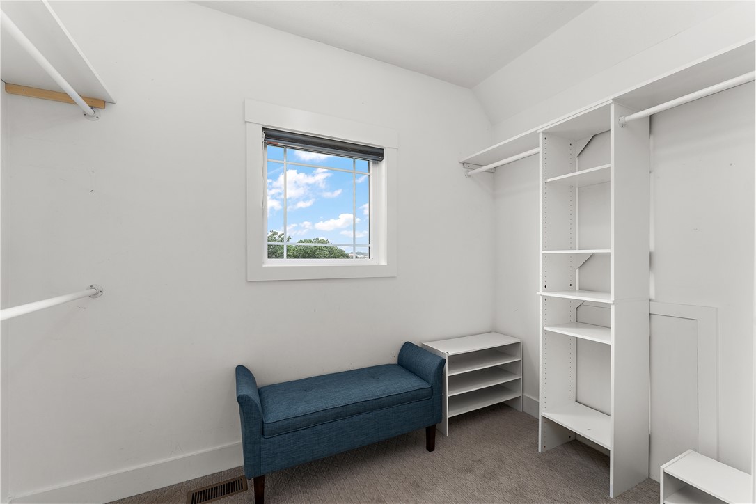 Marshall, Pennsylvania 16046, United States, 5 Bedrooms Bedrooms, ,3 BathroomsBathrooms,Residential,Active,176923