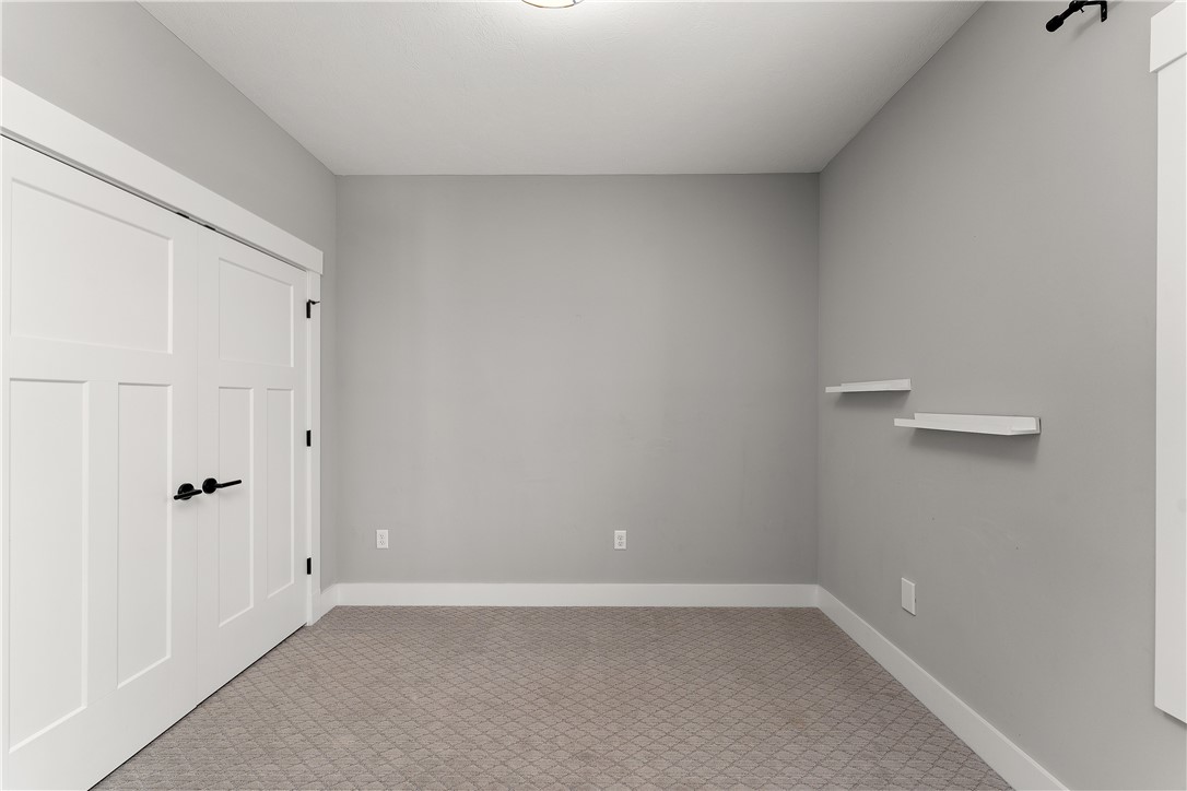 Marshall, Pennsylvania 16046, United States, 5 Bedrooms Bedrooms, ,3 BathroomsBathrooms,Residential,Active,176923