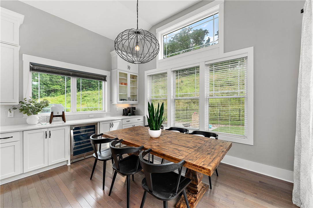 Marshall, Pennsylvania 16046, United States, 5 Bedrooms Bedrooms, ,3 BathroomsBathrooms,Residential,Active,176923