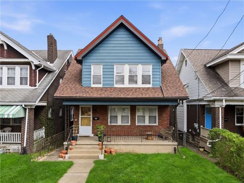 Photo of 551 Peebles St, Pittsburgh, PA 15221 (MLS # 1748248)