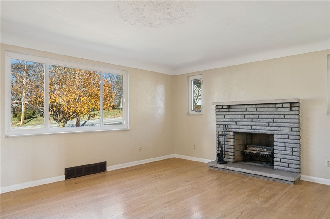 421 Robbins Station Rd