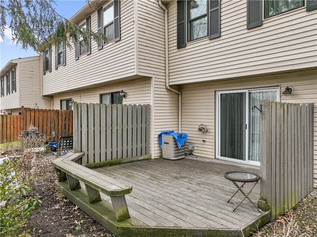 Seven Fields Boro, Pennsylvania 16046, United States, 2 Bedrooms Bedrooms, ,2 BathroomsBathrooms,Residential,Contingent,1203