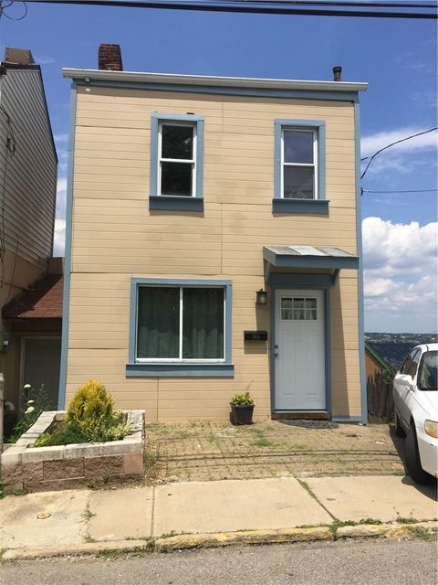 Homes For Sale - 965 Manton Way Way<br/> Allentown, PA 15210