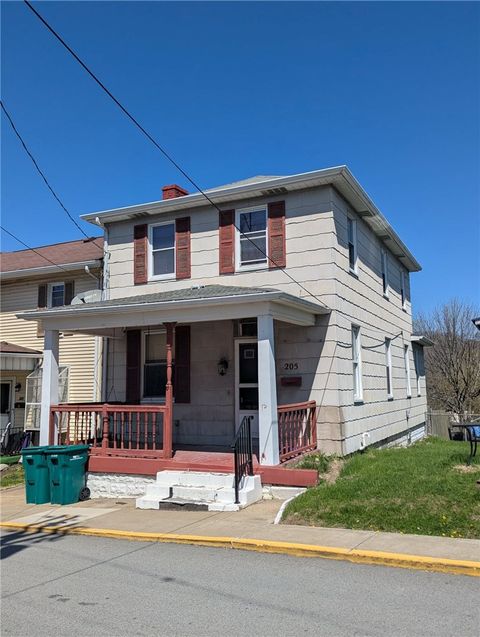 Photo of 205 Union St, Monongahela, PA 15063 (MLS # 1747514)