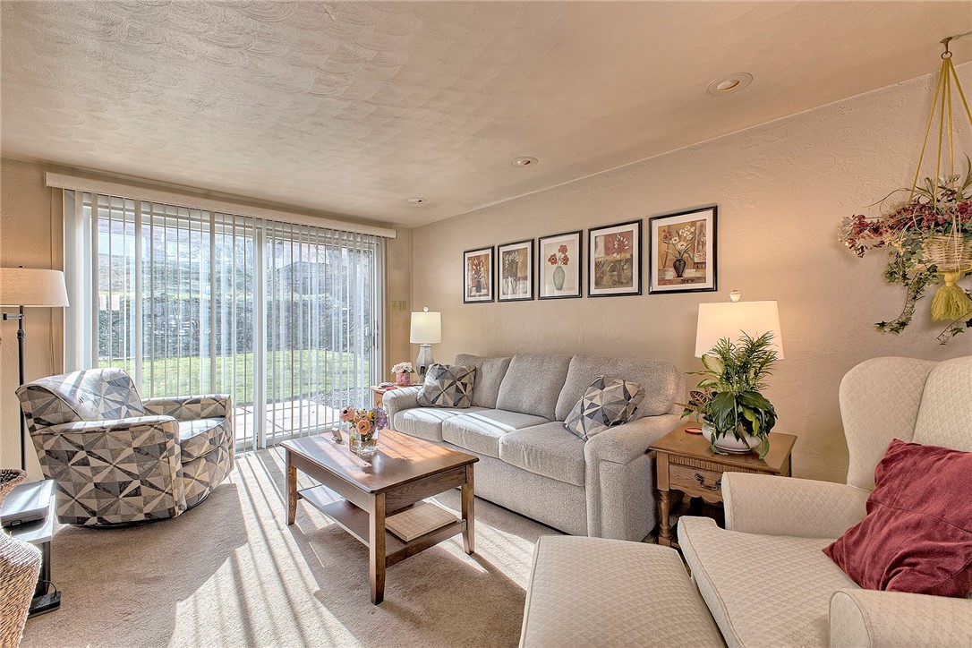 237 E Fairmont Avenue