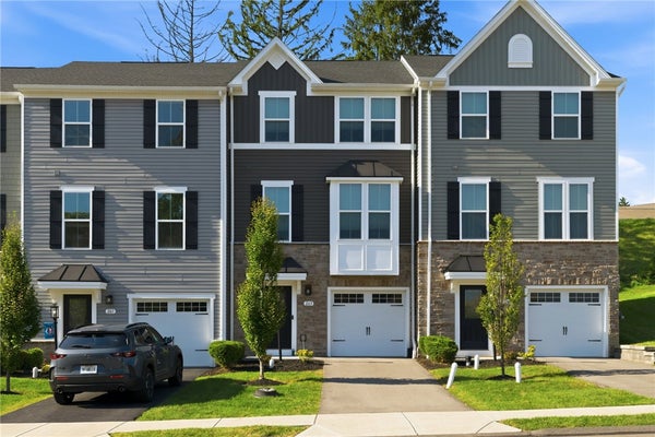 263 CHESNA DR, PITTSBURGH, PA 15234 - Image 5e3a28baeff3cd75bd12abb3310ba5f1/618070850