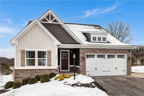 Photo of 390 Dana Dr, Eighty Four, PA 15330 (MLS # 1739904)