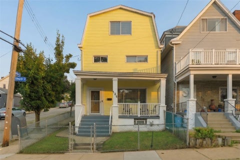Photo of 136 Dilworth St, Pittsburgh, PA 15211 (MLS # 1760459)