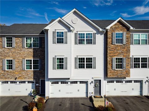 Photo of 120 John St, Washington, PA 15301 (MLS # 1727676)