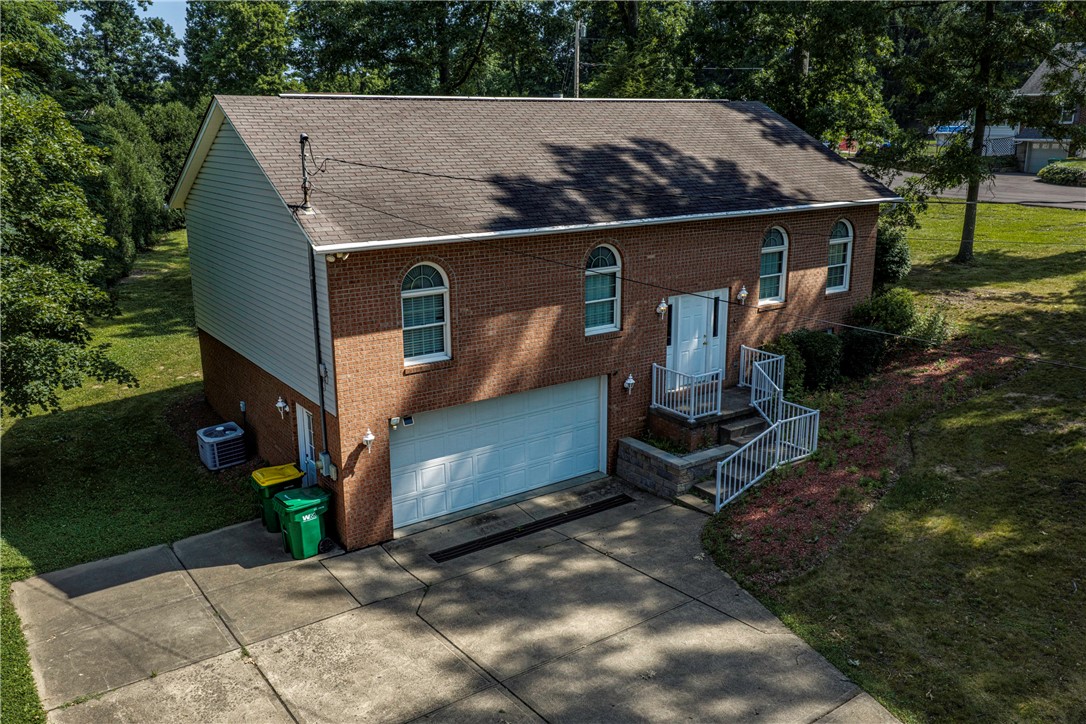 4135 Hopewell Ave