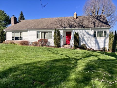 Photo of 280 Derrick Ave, Uniontown, PA 15401 (MLS # 1747384)