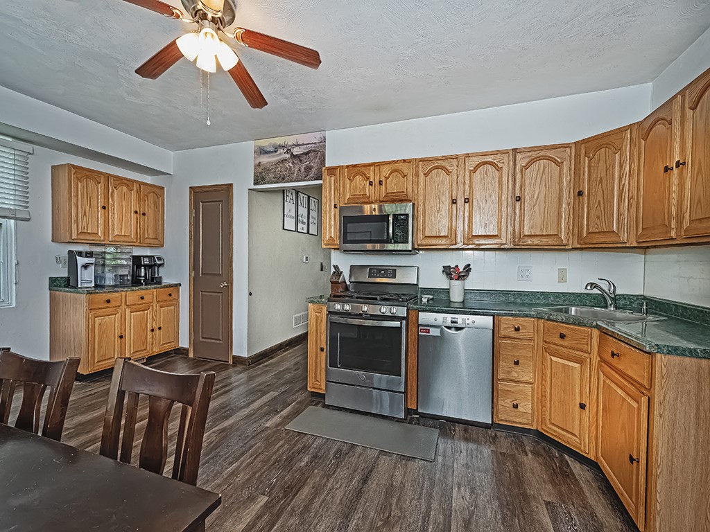 3817 Clark St, West Mifflin, Pennsylvania image 15