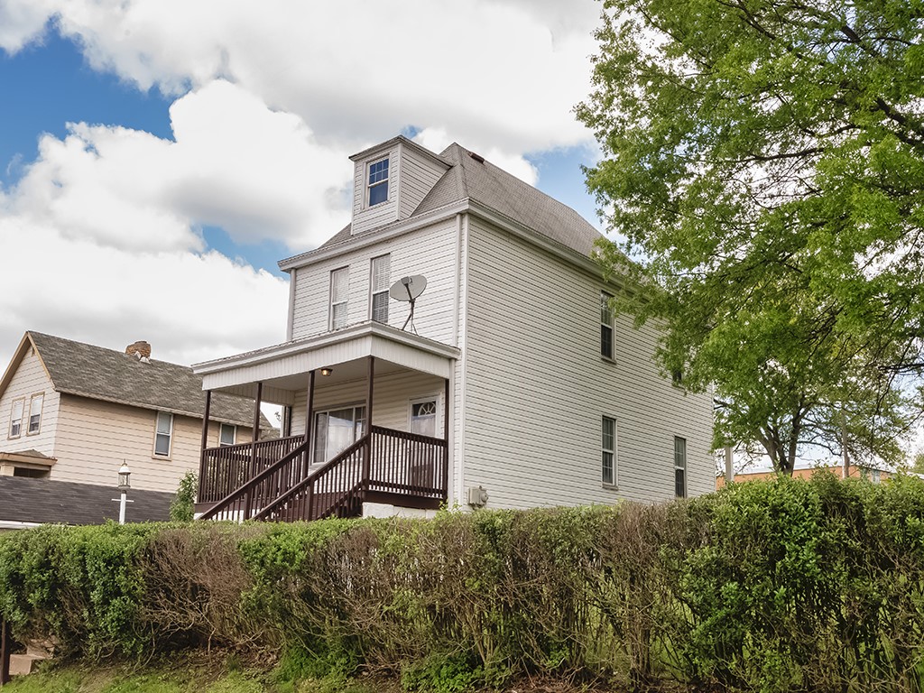 3817 Clark St, West Mifflin, Pennsylvania image 2