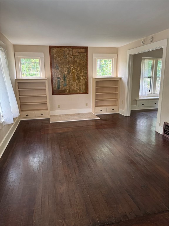 New Castle, Pennsylvania 16101, United States, 2 Bedrooms Bedrooms, ,1 BathroomBathrooms,Residential,Active,215095