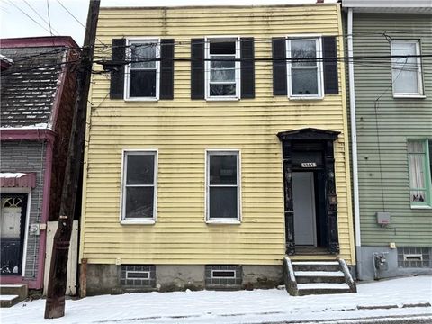 Photo of 1257 High St, Pittsburgh, PA 15212 (MLS # 1725341)
