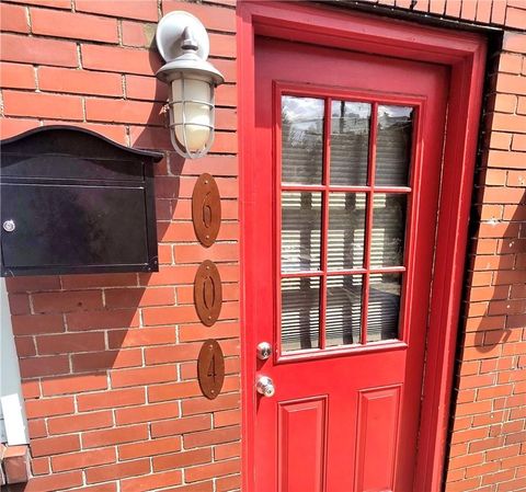 Photo of 604 Middle St, Pittsburgh, PA 15212 (MLS # 1751049)