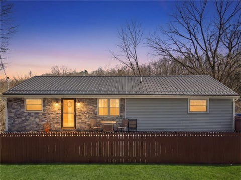 Photo for 181 Foxwood Rd