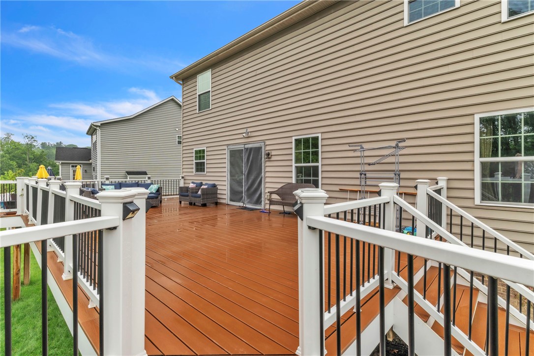 Hampton, Pennsylvania 15044, United States, 5 Bedrooms Bedrooms, ,4 BathroomsBathrooms,Residential,Active,149649
