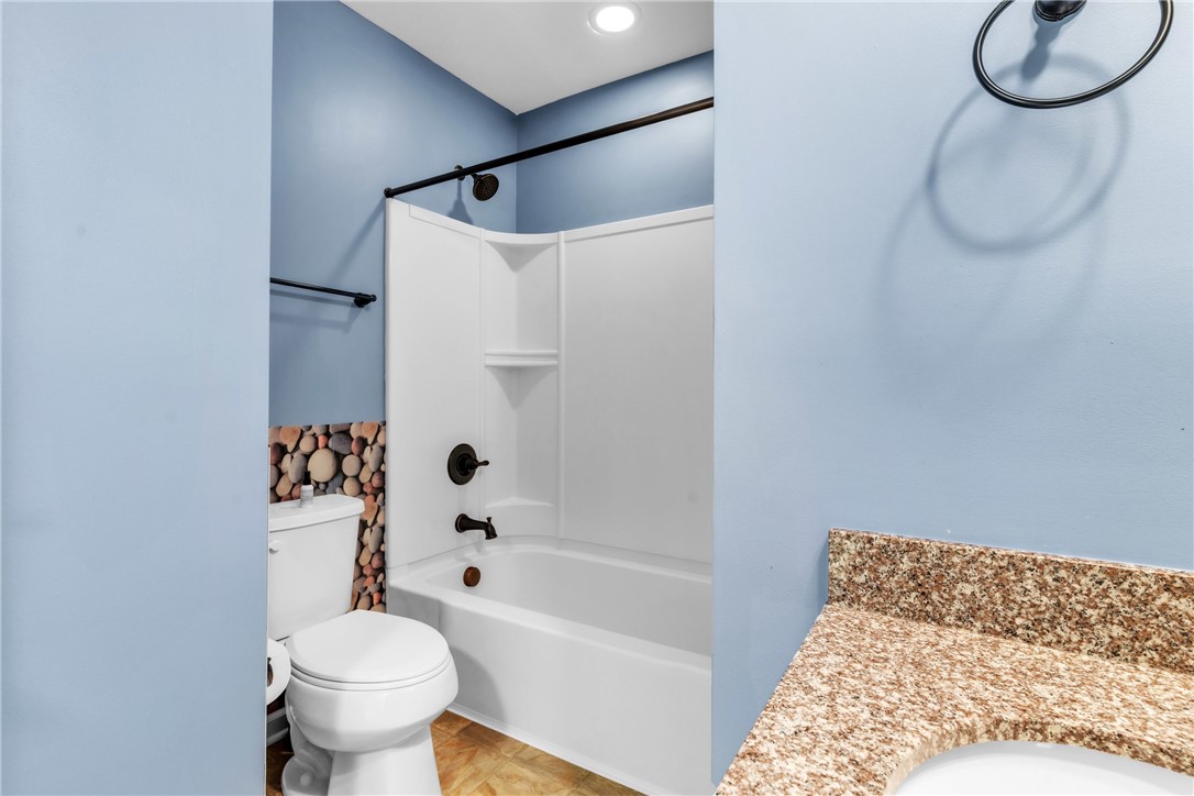 Hampton, Pennsylvania 15044, United States, 5 Bedrooms Bedrooms, ,4 BathroomsBathrooms,Residential,Active,149649