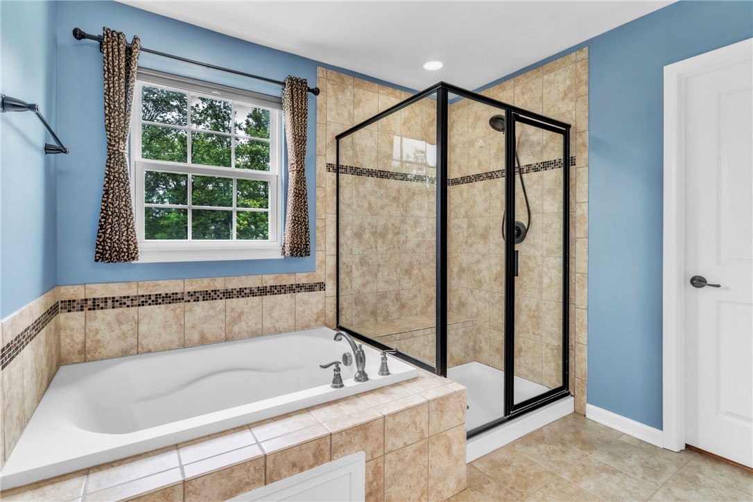 Hampton, Pennsylvania 15044, United States, 5 Bedrooms Bedrooms, ,4 BathroomsBathrooms,Residential,Active,149649