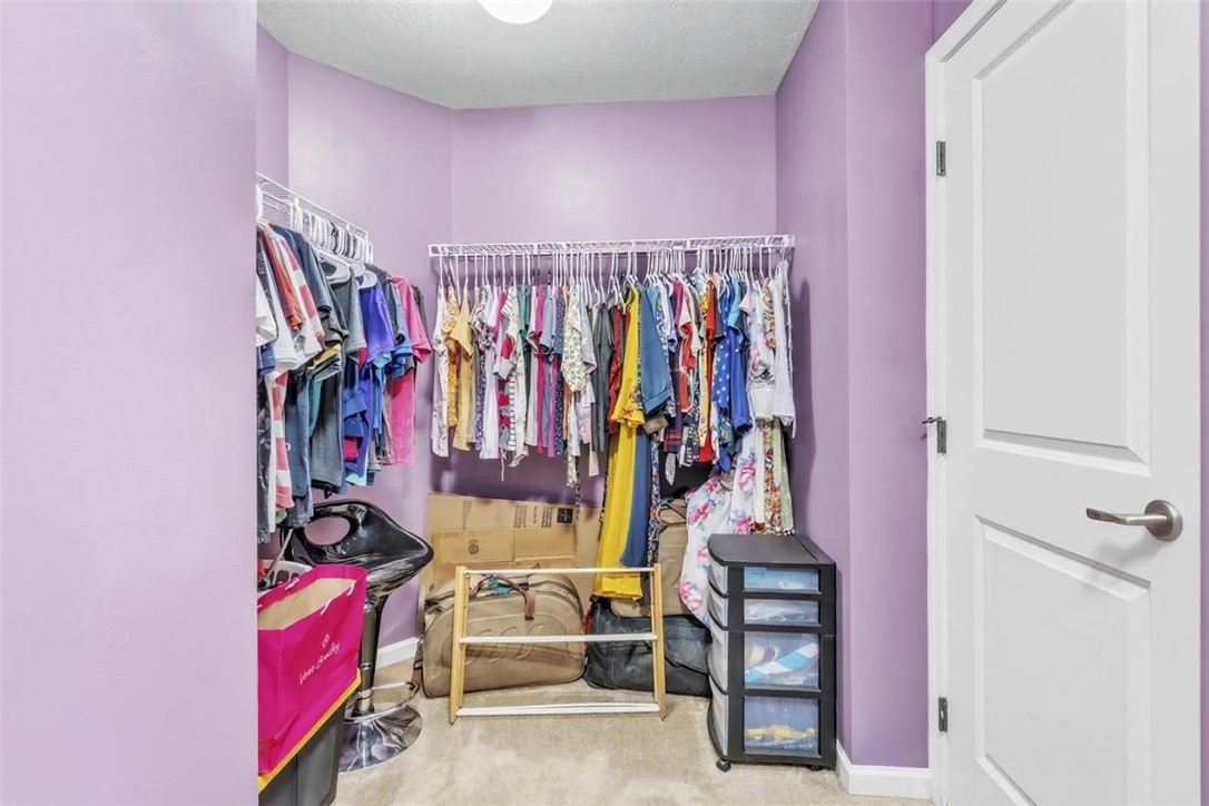 Hampton, Pennsylvania 15044, United States, 5 Bedrooms Bedrooms, ,4 BathroomsBathrooms,Residential,Active,149649