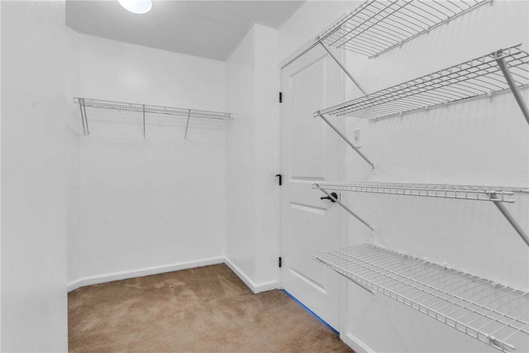 Hampton, Pennsylvania 15044, United States, 5 Bedrooms Bedrooms, ,4 BathroomsBathrooms,Residential,Active,149649