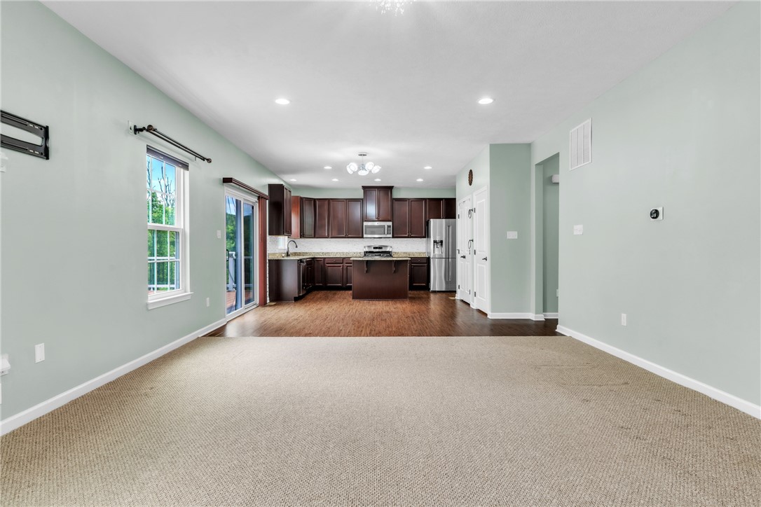 Hampton, Pennsylvania 15044, United States, 5 Bedrooms Bedrooms, ,4 BathroomsBathrooms,Residential,Active,149649