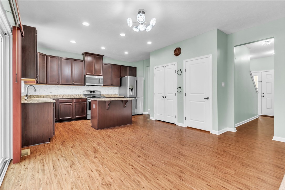 Hampton, Pennsylvania 15044, United States, 5 Bedrooms Bedrooms, ,4 BathroomsBathrooms,Residential,Active,149649