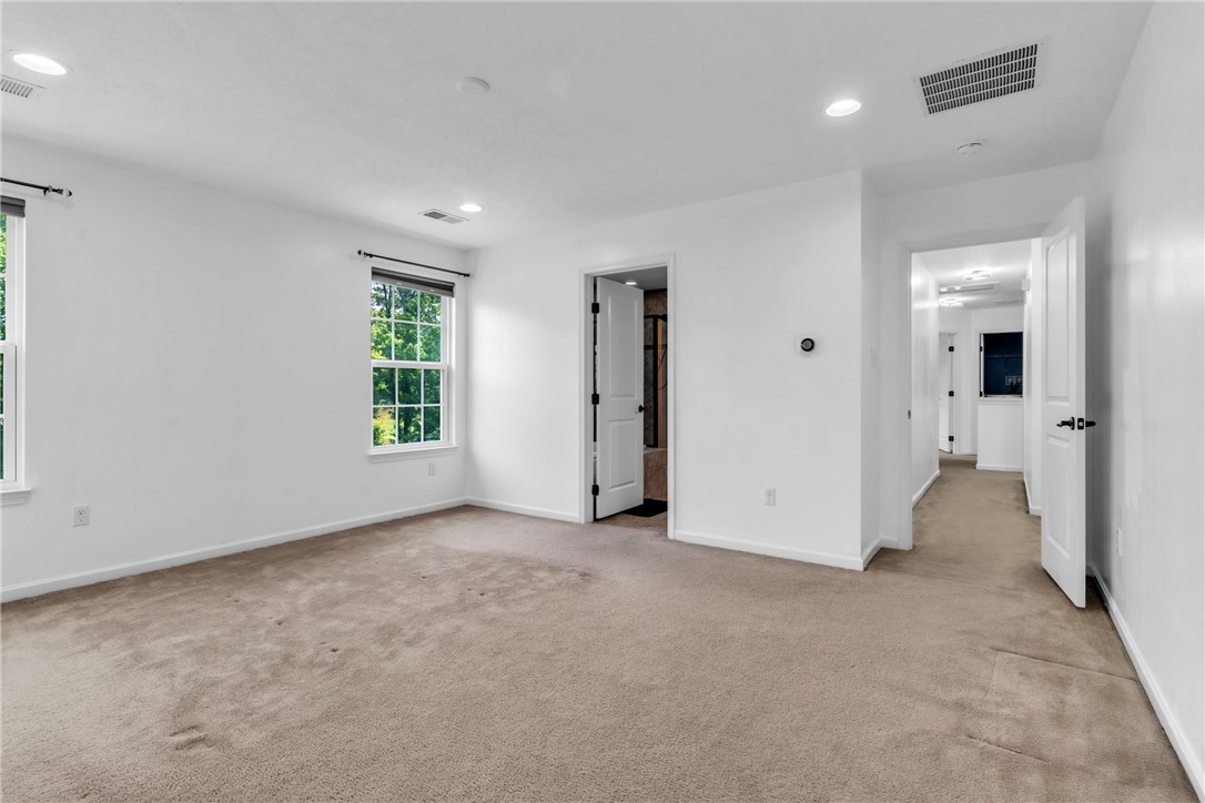 Hampton, Pennsylvania 15044, United States, 5 Bedrooms Bedrooms, ,4 BathroomsBathrooms,Residential,Active,149649