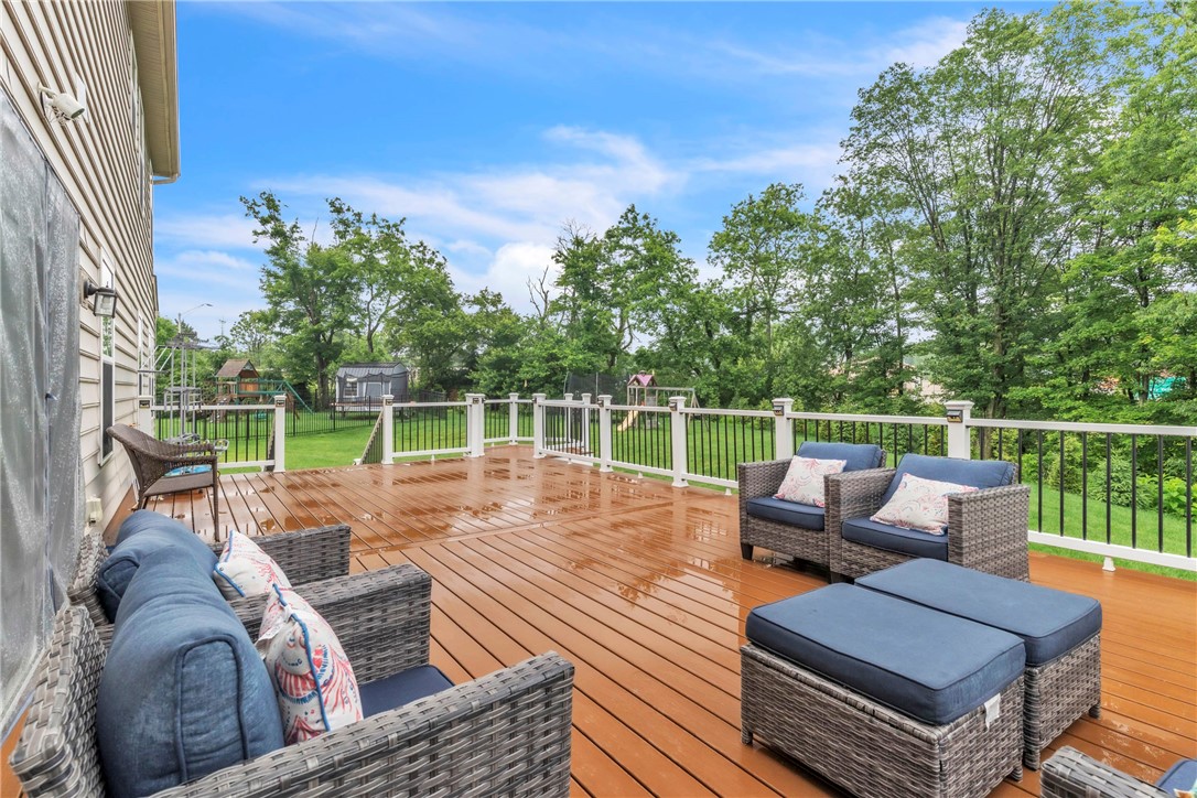Hampton, Pennsylvania 15044, United States, 5 Bedrooms Bedrooms, ,4 BathroomsBathrooms,Residential,Active,149649