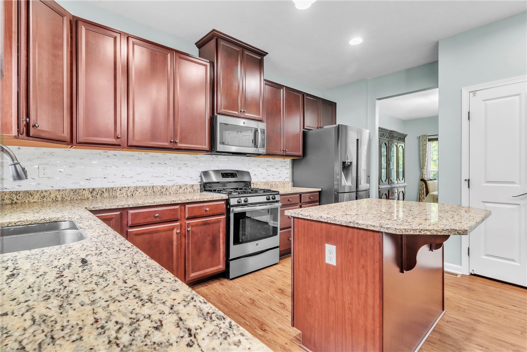 Hampton, Pennsylvania 15044, United States, 5 Bedrooms Bedrooms, ,4 BathroomsBathrooms,Residential,Active,149649