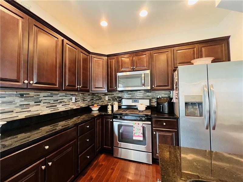 Marshall, Pennsylvania 15086, United States, 4 Bedrooms Bedrooms, ,3 BathroomsBathrooms,Residential,Active,141186