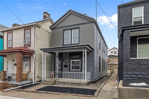 Photo of 222 E 16th Ave, Homestead, PA 15120 (MLS # 1733680)