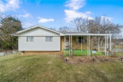 Photo of 3818 Grant St, South Park, PA 15129 (MLS # 1741735)