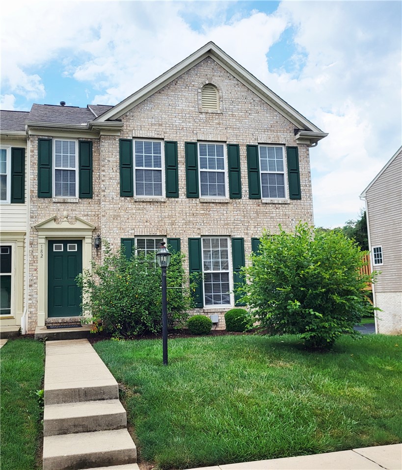 182 Blue Grass Circle