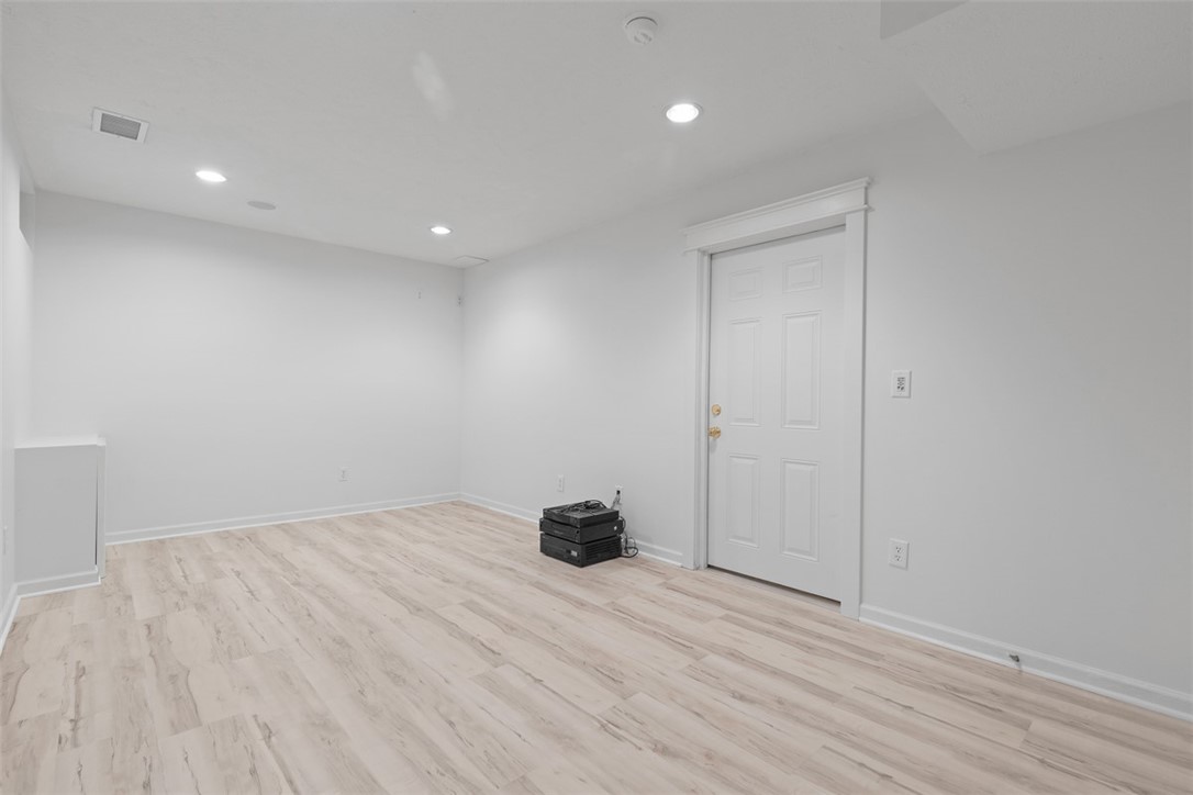 200 Blue Grass Cir Cir, Monroeville, Pennsylvania image 26