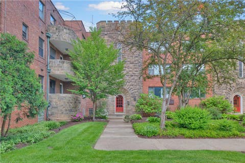 Photo for 765 College 306