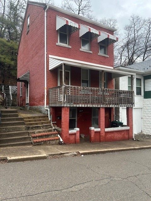 2010 Noble St Sharpsburg PA 15215
