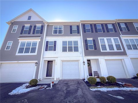 Photo of 1149 Sray Ln, Bridgeville, PA 15017 (MLS # 1741677)