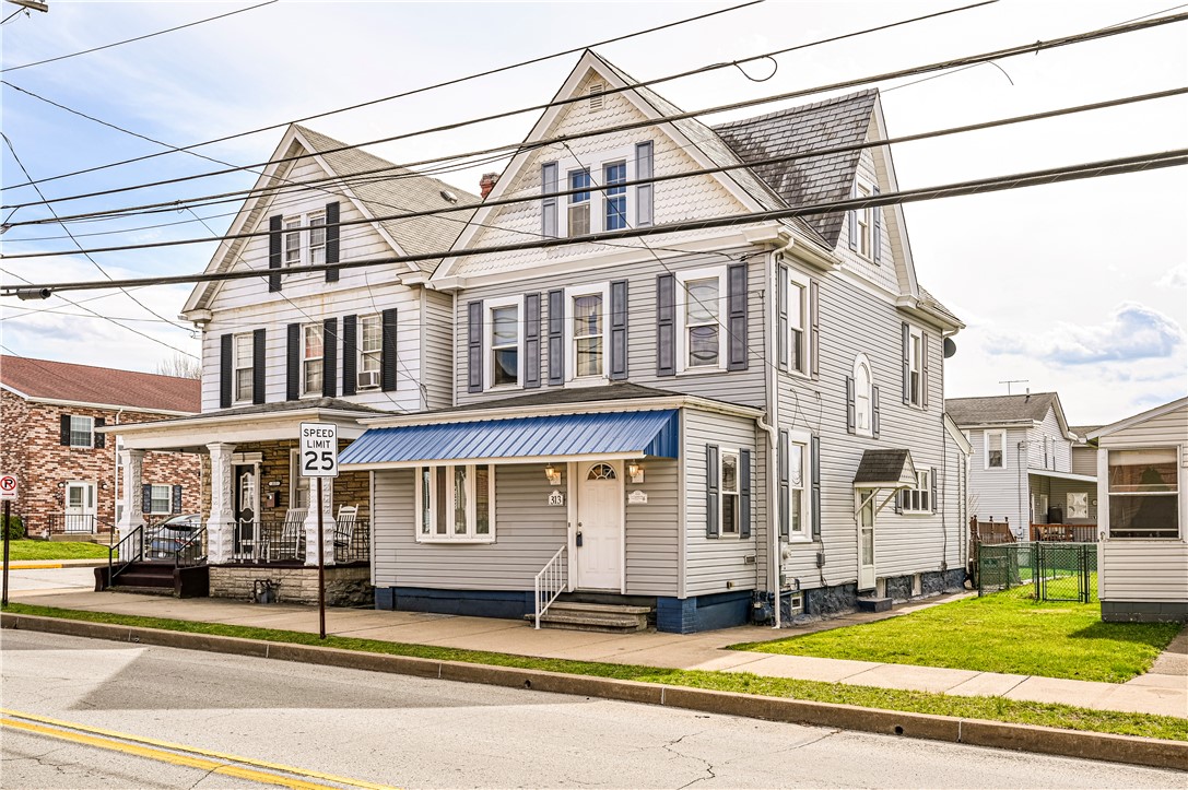 313 Ligonier St St, Latrobe, Pennsylvania image 4