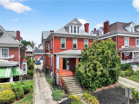 Photo of 427 E Pittsburgh Street, Greensburg, PA 15601 (MLS # 1739997)