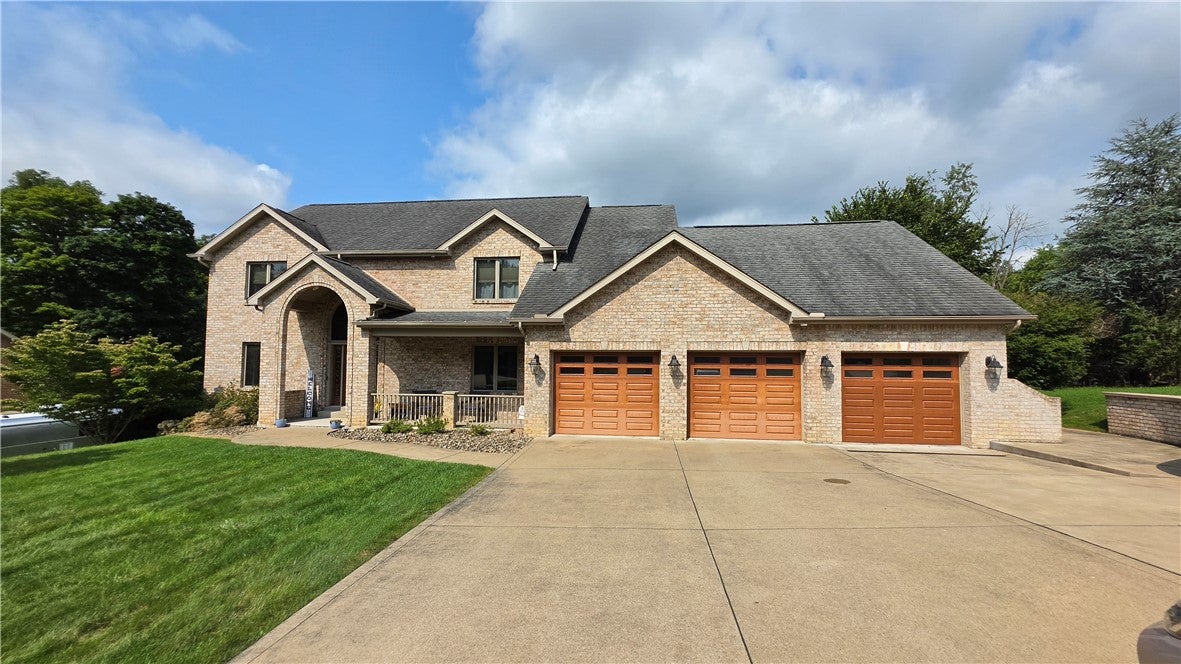 2182 Bradbury Ln