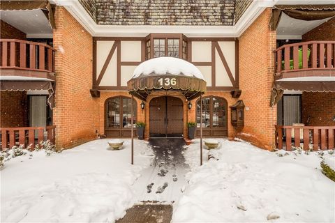 Homes For Sale - 136 Centennial Ave #305<br/> Sewickley, PA 15143