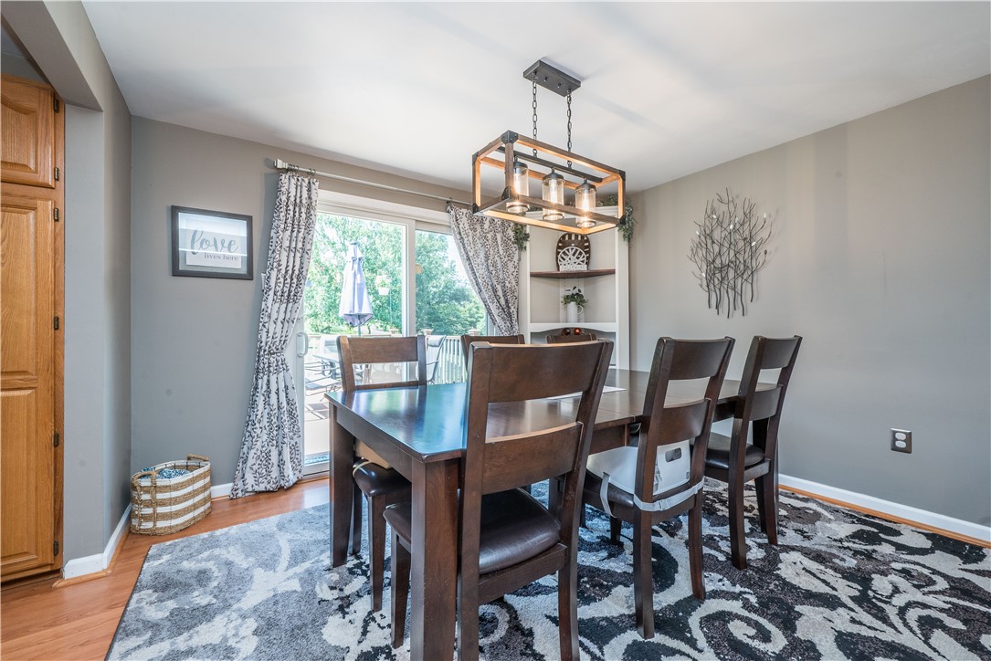 Cecil, Pennsylvania 15317, United States, 3 Bedrooms Bedrooms, ,2 BathroomsBathrooms,Residential,Contingent,186675