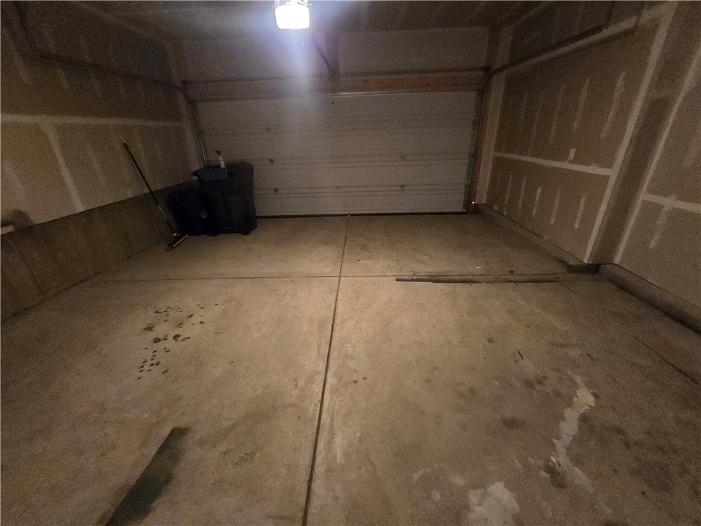 Collier Twp, Pennsylvania 15205, United States, 4 Bedrooms Bedrooms, ,4 BathroomsBathrooms,Residential,Active,250619