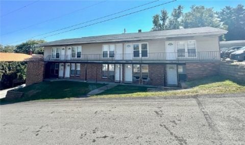 Photo of 616 Union St #616, California, PA 15419 (MLS # 1742607)