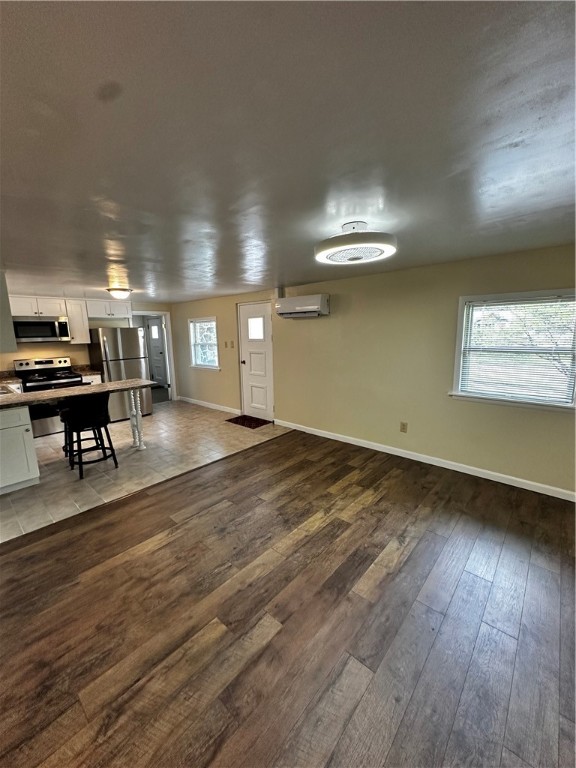 Connoquenessing Twp, Pennsylvania 16001, United States, 1 Bedroom Bedrooms, ,1 BathroomBathrooms,Residential,Active,148113