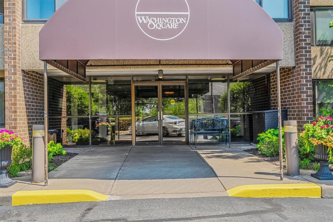 Mt Lebanon, Pennsylvania 15228, United States, 1 Bedroom Bedrooms, ,1 BathroomBathrooms,Residential,Active,180784