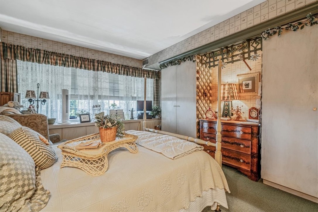 Mt Lebanon, Pennsylvania 15228, United States, 1 Bedroom Bedrooms, ,1 BathroomBathrooms,Residential,Active,180784