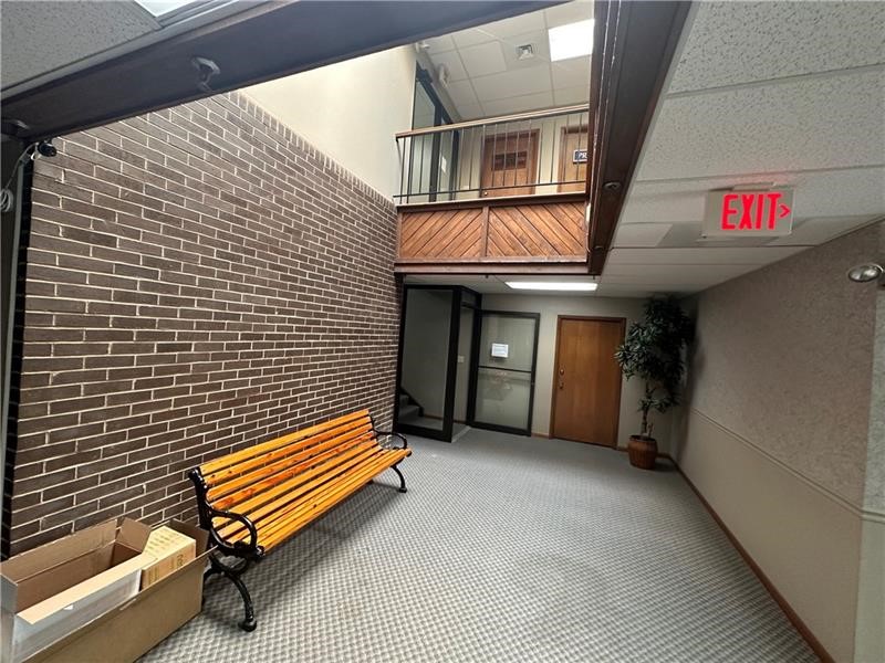 McCandless, Pennsylvania 15127, United States, ,Commercial,Active,6452